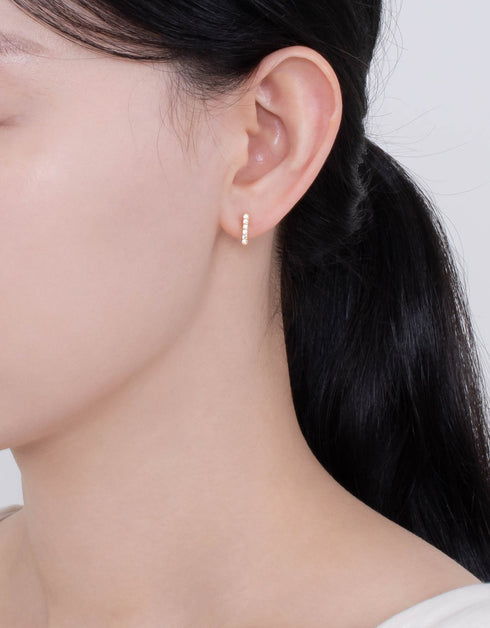 Dazzling Cubic Zirconia Bar Stud Earrings in Sterling Silver