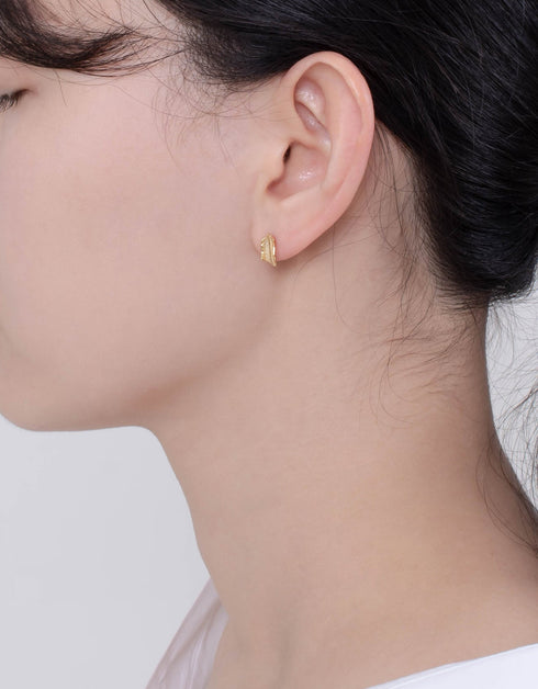 "Yaprağın Fısıltısı" Altın Kaplama Gümüş Küpe