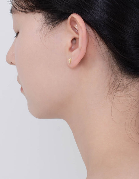 优雅三边划痕纯银耳钉