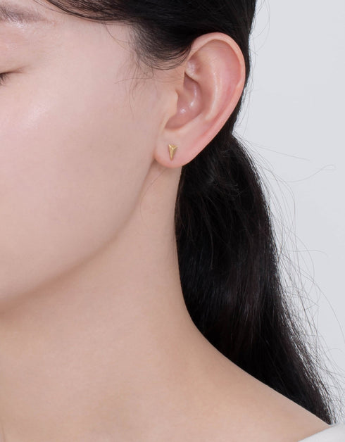 优雅三边划痕纯银耳钉