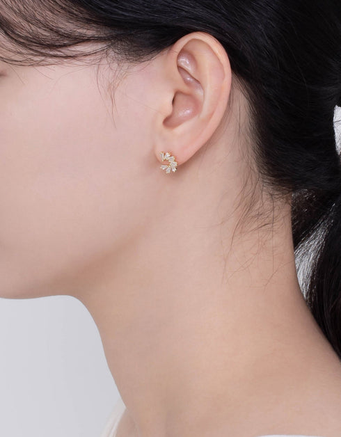 Elegant Fan-Shaped Stud Earrings with CZ & Sterling Silver