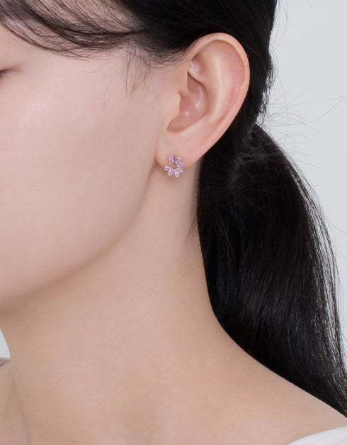 Elegant Fan-Shaped Stud Earrings with CZ & Sterling Silver