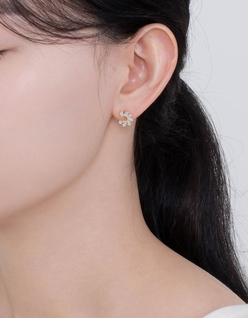 Elegant Fan-Shaped Stud Earrings with CZ & Sterling Silver