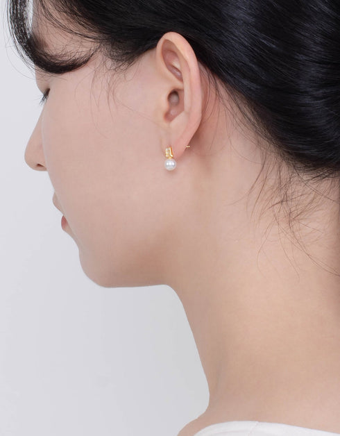 光泽优雅的方形和珍珠:终极别致耳钉