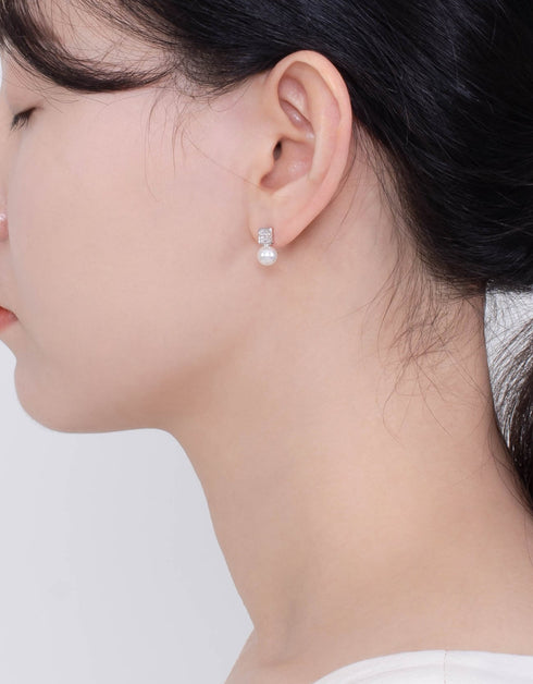 光泽优雅的方形和珍珠:终极别致耳钉