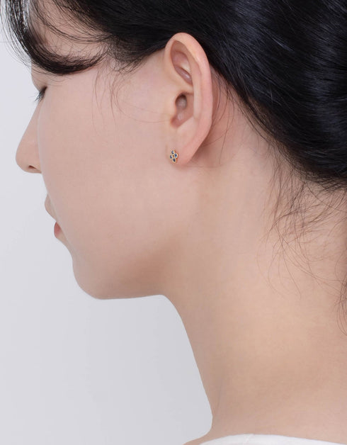 Ethereal Mavi Çiçeği Gümüş Saplama Küpe