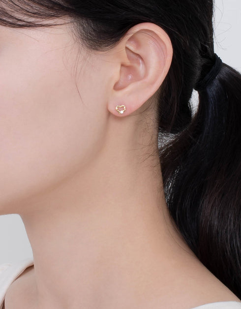 Parıldayan Kalp Atışı Zerafeti: 18 Ayar Altın Kaplama Som Gümüş Küpe