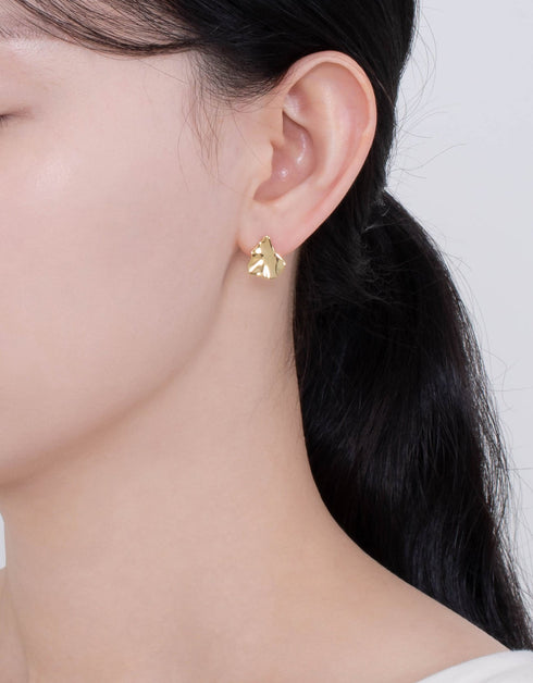 Parlak Lumina Saplama Küpe