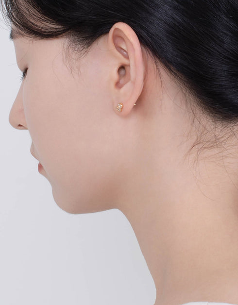 Sofistike Sterling Trio Çiviler: Zarafet Dokunuşu