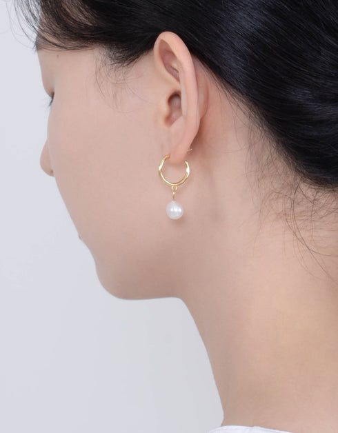 Freshwater Pearl Drop Earrings: Gold-Plated Sterling Silver
