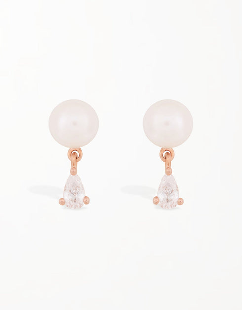 Lüks Kore Esintili İnci ve Kübik Zirkonya Damla Küpeler