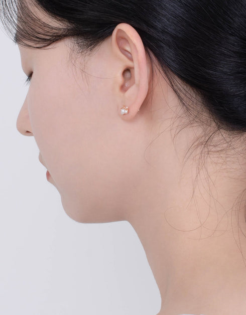 皇家优雅淡水珍珠耳钉