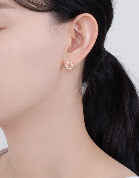 金色珍珠与氧化锆优雅耳钉