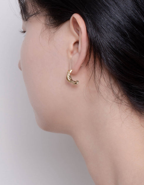 Altın Allure Soyut Halka Küpe