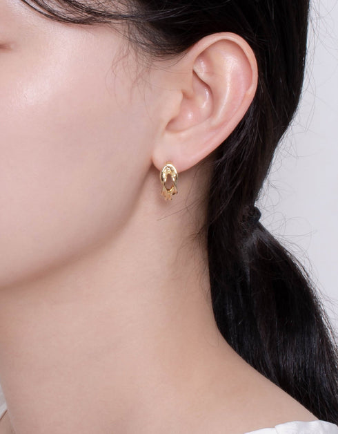 Altın Allure Soyut Halka Küpe