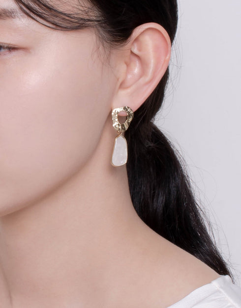 Nature's Contours: Unique Quartz Charm Dangle Earrings