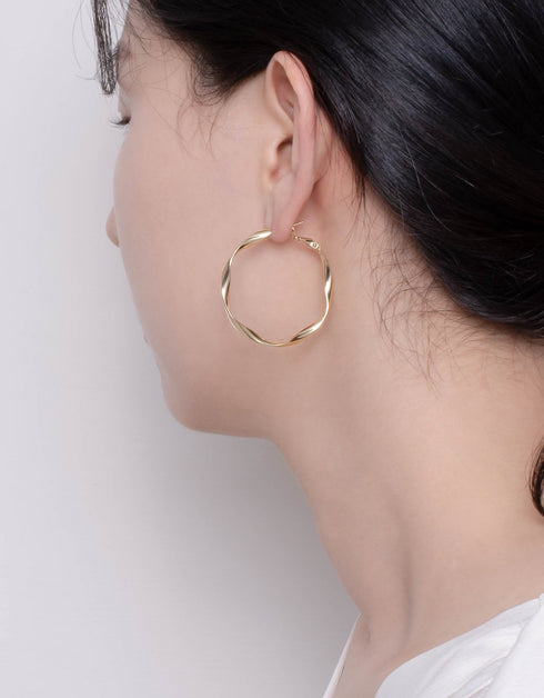 Twisted Allure Halka Küpeler - 18 Ayar Altın veya Platin Kaplama