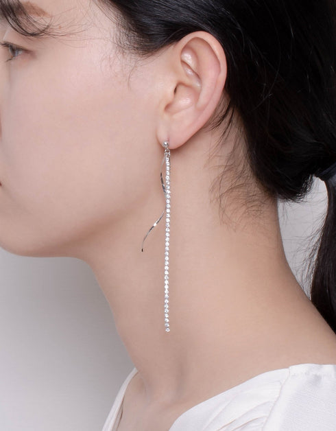 Kübik Zirkon Taşlı Zarif Dalga Damla Küpe