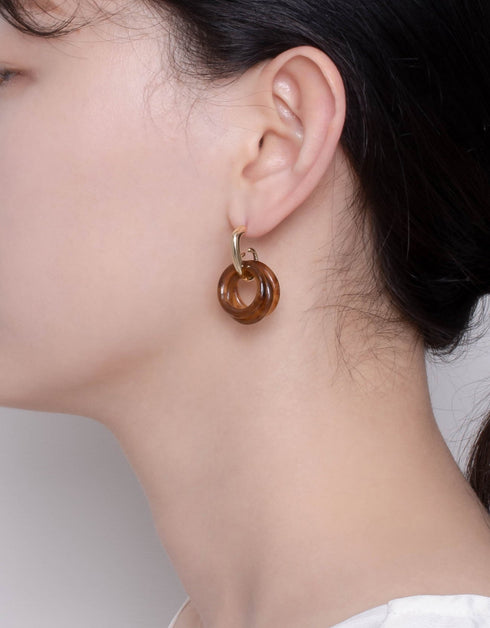 别致的 18K 镀金环状层叠吊式耳环 - 棕色和灰色选项