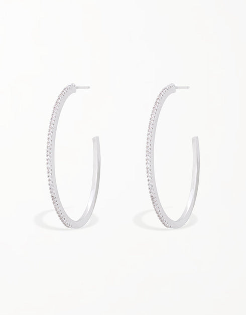 Parıldayan Zarafet: Kore'den Esinlenen CZ Halka Küpeler