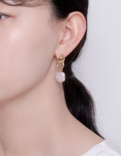 18 Ayar Altın Parıltılı İnci Çağlayan Damla Küpe