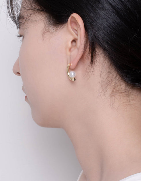 Crescent Pearl Embrace Studs - Gold & Platinum Plating
