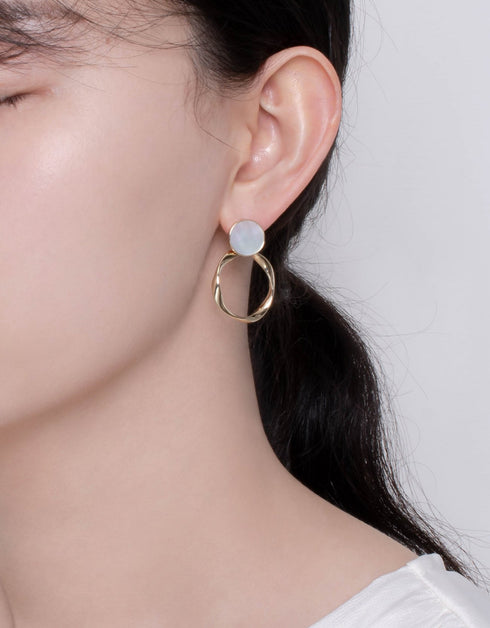 18K 金 Aurora 暮光圈形吊式耳环