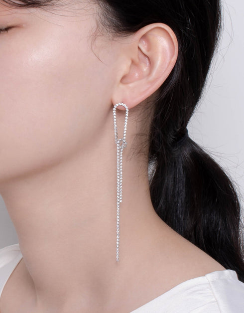 Zarif Büküm: Kübik Zirkonya Kutu Zincir Küpeler