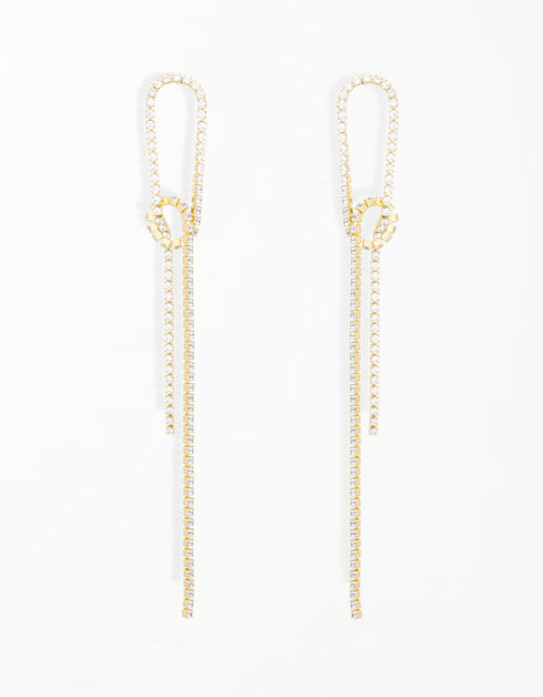 Zarif Büküm: Kübik Zirkonya Kutu Zincir Küpeler