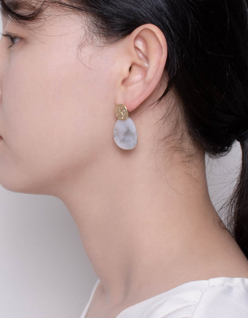 Aurora Grace Multi-Toned Drop Earrings: A Symphony of Elegance