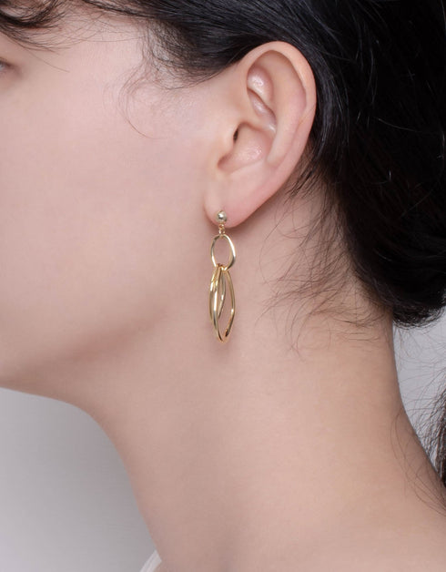 韩国风格环形吊式耳环:雕塑般的优雅