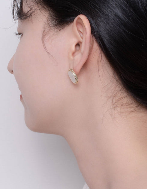 单色优雅椭圆形耳钉