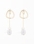 Pearlesque Allure:镀金圈状和杆状淡水珍珠耳环