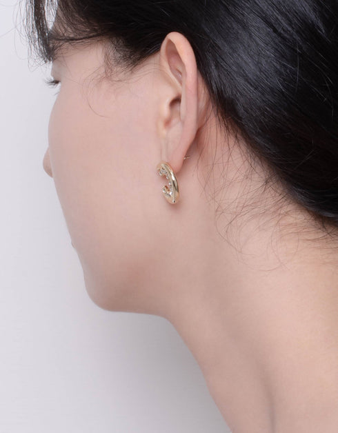 Lumina 新月形镀金氧化锆耳钉