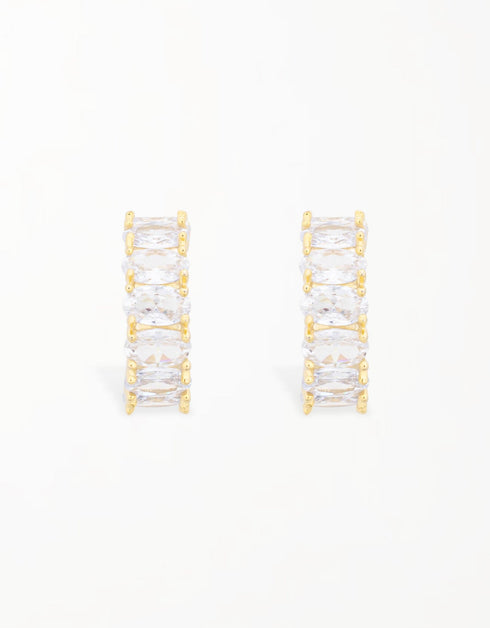 Klasik Parlaklık: C Şekilli Oval Kübik Zirkonya Halka Küpeler